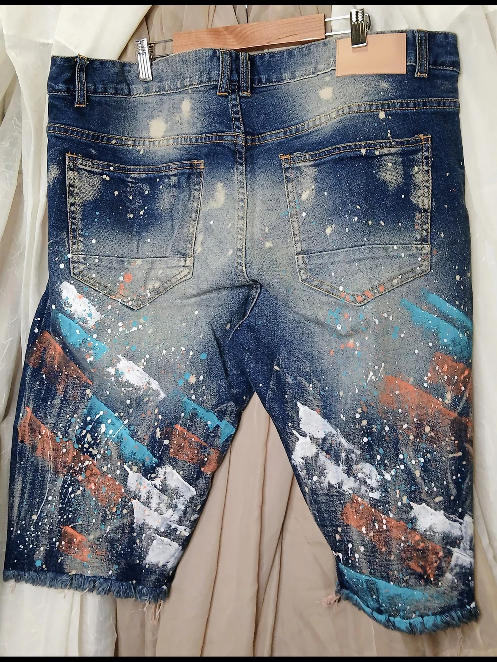 Slim Straight Men's Paint-Splatter Denim Jeans - Blue with Orange & Teal Accents